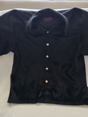 This vintage "Casino Wear Los Angeles" velvet/velour shirt, Sz Large